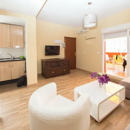 Atico Muralla Malu * Córdova